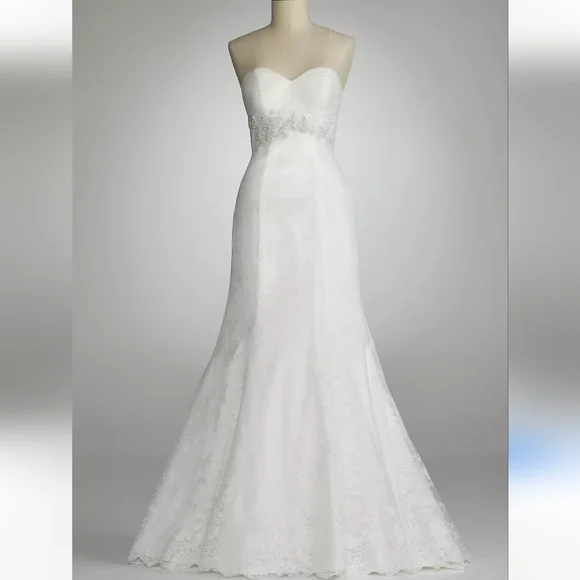 David's Bridal WG3436 Strapless Bridal Gown With Embellishments Sz Zero NWT - Picture 2 of 11